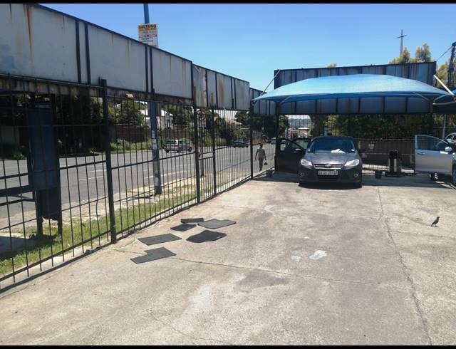 90M² BUSINESS FOR SALE IN BRIXTON